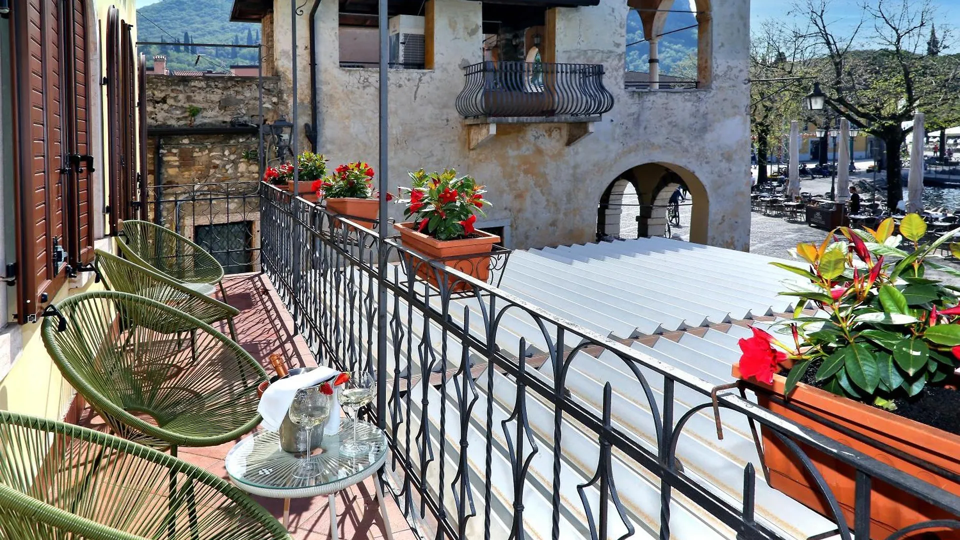 ** Hotel Albergo All'Ancora Lake Garda Italy