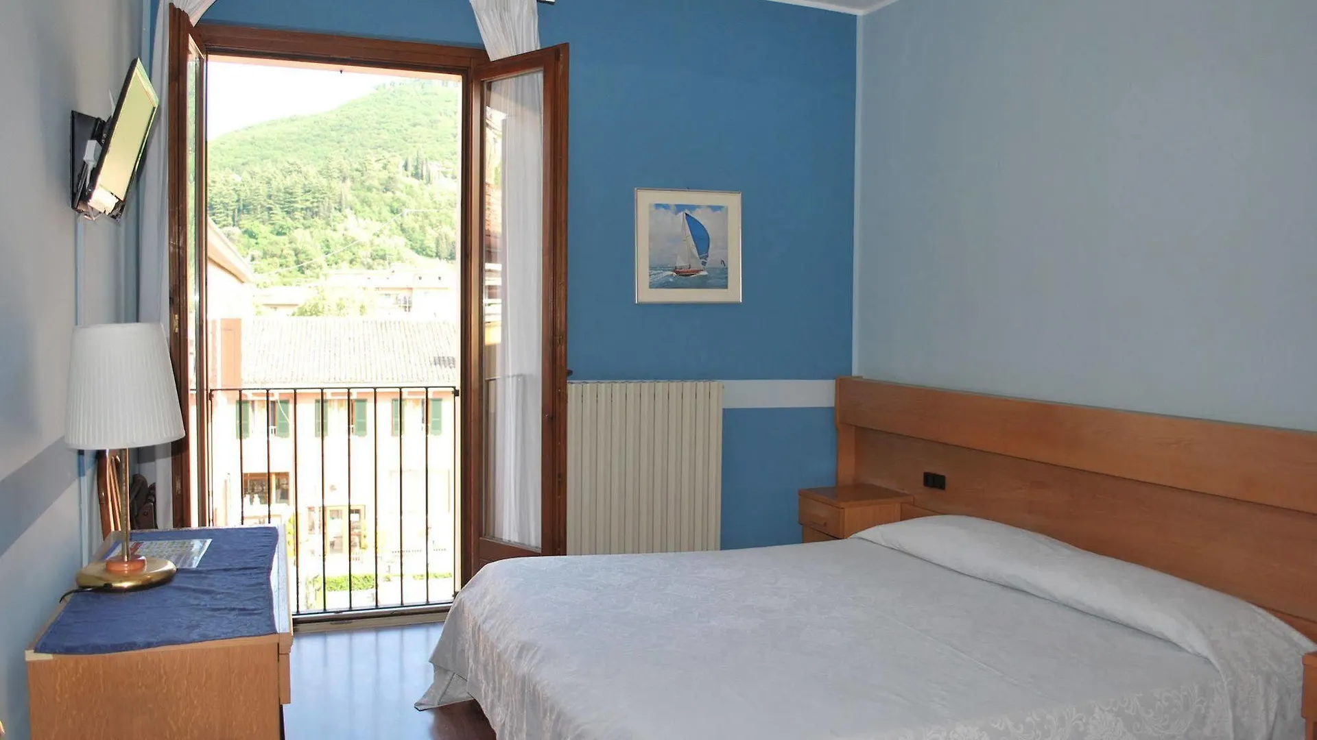 Albergo All'Ancora Lake Garda